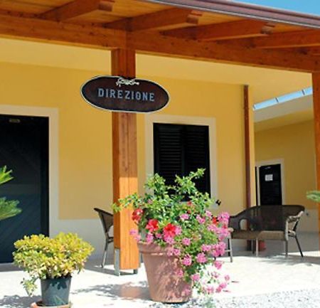 Residenza Marinella Aparthotel Zambrone Exterior photo