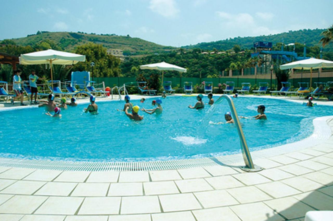 Residenza Marinella Aparthotel Zambrone Exterior photo