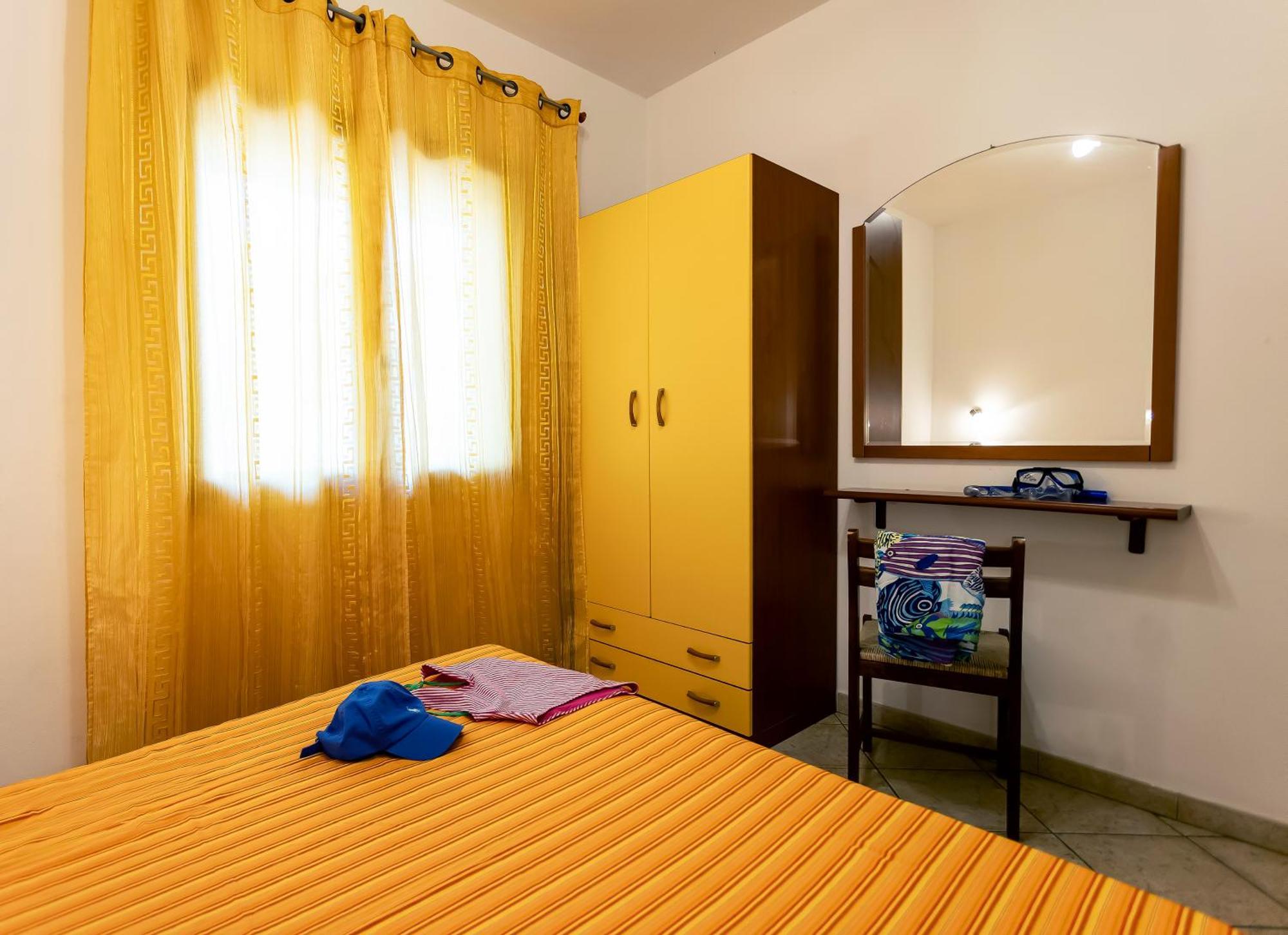 Residenza Marinella Aparthotel Zambrone Exterior photo