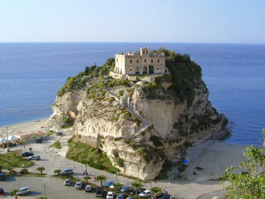 Residenza Marinella Aparthotel Zambrone Exterior photo